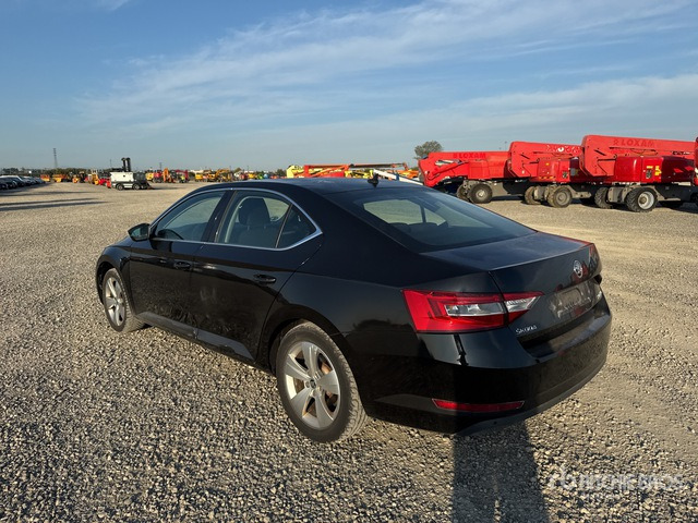 2018 Skoda Superb Autovettura - Vieglā automašīna: foto 4 2018 Skoda Superb Autovettura - Vieglā automašīna: foto 4