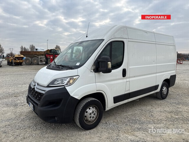 2019 Citroen Jumper (Inoperable) Van Truck - Kravas automašīna ar slēgto virsbūvi: foto 2 2019 Citroen Jumper (Inoperable) Van Truck - Kravas automašīna ar slēgto virsbūvi: foto 2