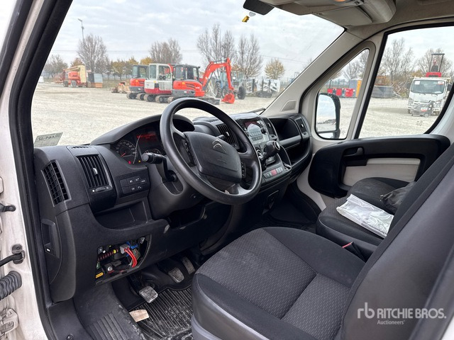 2019 Citroen Jumper (Inoperable) Van Truck - Kravas automašīna ar slēgto virsbūvi: foto 5 2019 Citroen Jumper (Inoperable) Van Truck - Kravas automašīna ar slēgto virsbūvi: foto 5