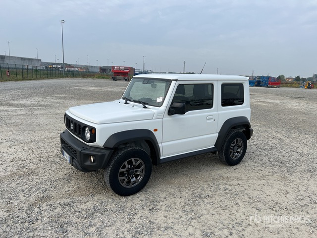 2019 Suzuki Jimny 1.5 Top 4wd allgrip 75KW/102CV SUV - SUV: foto 1 2019 Suzuki Jimny 1.5 Top 4wd allgrip 75KW/102CV SUV - SUV: foto 1