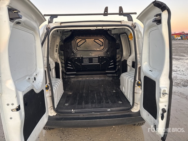 2020 Fiat Fiorino 1.3 MULTIJET 80CV E6D-TEMP Van Truck - Kravas automašīna ar slēgto virsbūvi: foto 4 2020 Fiat Fiorino 1.3 MULTIJET 80CV E6D-TEMP Van Truck - Kravas automašīna ar slēgto virsbūvi: foto 4