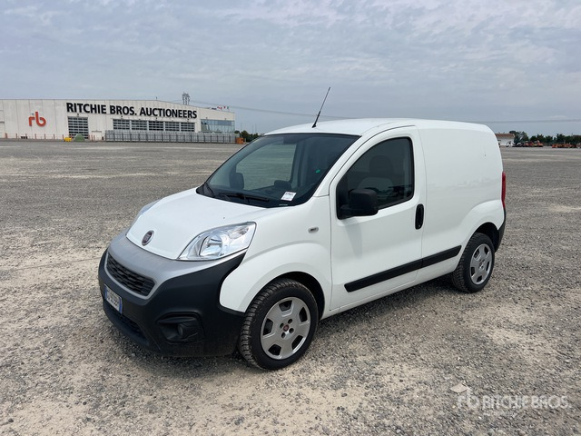 2020 Fiat Fiorino Autocarro furgonato - Mazs furgons: foto 1 2020 Fiat Fiorino Autocarro furgonato - Mazs furgons: foto 1