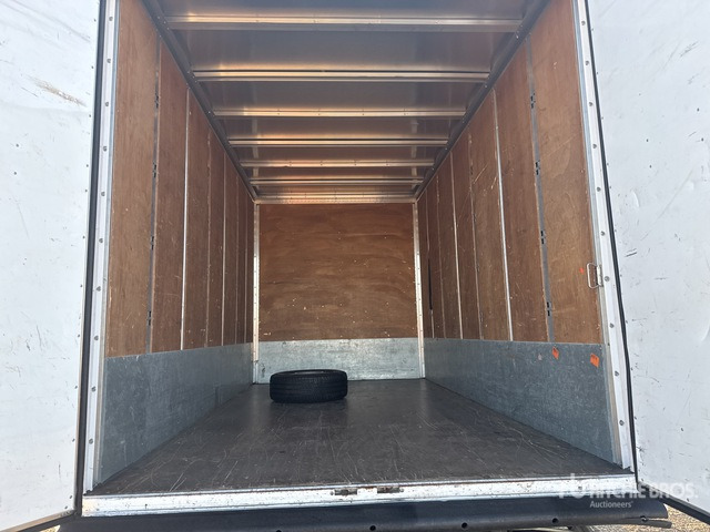 2021 Iveco Daily CABINATO 35S14N BLUE POWER 3750 ... Van Truck - Kravas automašīna ar slēgto virsbūvi: foto 5 2021 Iveco Daily CABINATO 35S14N BLUE POWER 3750 ... Van Truck - Kravas automašīna ar slēgto virsbūvi: foto 5