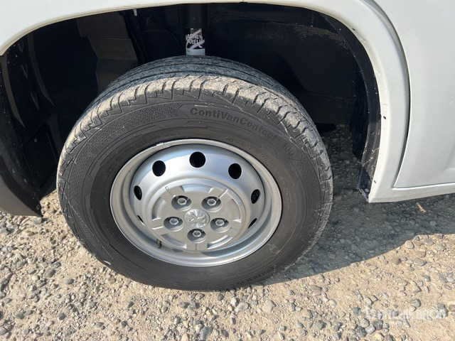 2021 Peugeot Boxer 333 L2H2 2.2 BLUEHDI 140CV S&S Van Truck - Mazs furgons: foto 4 2021 Peugeot Boxer 333 L2H2 2.2 BLUEHDI 140CV S&S Van Truck - Mazs furgons: foto 4