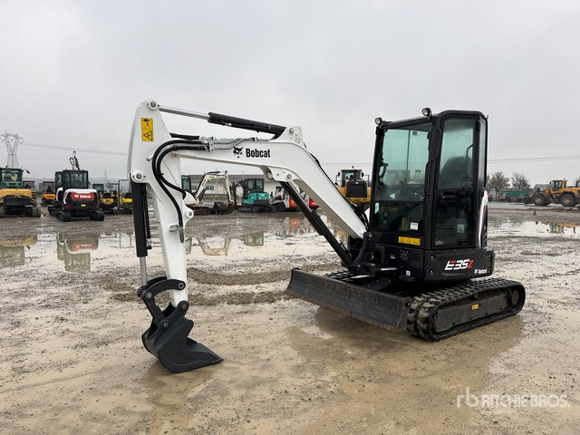 2024 Bobcat E35Z Mini Excavator: <6.6t - Mini-ekskavators: foto 1 2024 Bobcat E35Z Mini Excavator: <6.6t - Mini-ekskavators: foto 1