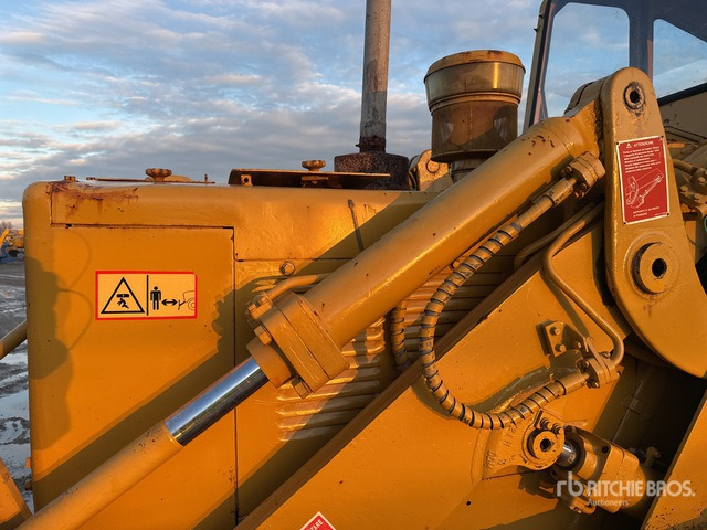 Cat 951C - Kāpurķēžu iekrāvējs: foto 4 Cat 951C - Kāpurķēžu iekrāvējs: foto 4