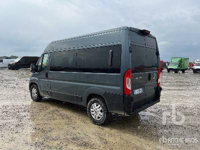 FIAT DUCATO 2.3 140 - Kravas automašīna ar slēgto virsbūvi: foto 2 FIAT DUCATO 2.3 140 - Kravas automašīna ar slēgto virsbūvi: foto 2