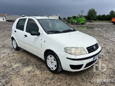 FIAT PUNTO - Vieglā automašīna: foto 4 FIAT PUNTO - Vieglā automašīna: foto 4