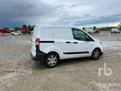 FORD TRANSIT COURIER COURIER 1.5 TDCI 75CV A-DOORS - Kravas automašīna ar slēgto virsbūvi: foto 3 FORD TRANSIT COURIER COURIER 1.5 TDCI 75CV A-DOORS - Kravas automašīna ar slēgto virsbūvi: foto 3