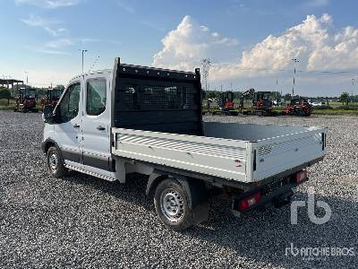 FORD TRANSIT Crew Cab - Bortu kravas automašīna/ Platforma: foto 2 FORD TRANSIT Crew Cab - Bortu kravas automašīna/ Platforma: foto 2