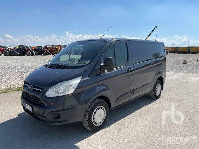 FORD TRANSIT - Kravas automašīna ar slēgto virsbūvi: foto 1 FORD TRANSIT - Kravas automašīna ar slēgto virsbūvi: foto 1