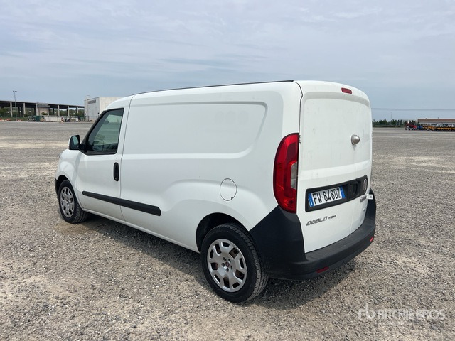 Fiat Doblo Cargo Van Truck - Kravas mikroautobuss: foto 4 Fiat Doblo Cargo Van Truck - Kravas mikroautobuss: foto 4