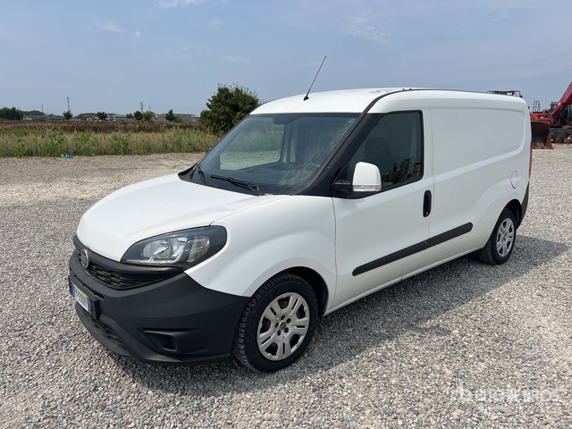 Fiat Doblo Cargo Van Truck - Kravas mikroautobuss: foto 2 Fiat Doblo Cargo Van Truck - Kravas mikroautobuss: foto 2
