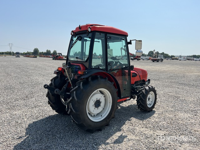 Goldoni Energy 80 4WD Tractor - Traktors: foto 4 Goldoni Energy 80 4WD Tractor - Traktors: foto 4