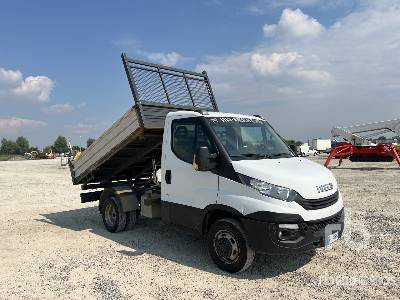IVECO DAILY 35-120 - Kravas automašīna pašizgāzējs: foto 4 IVECO DAILY 35-120 - Kravas automašīna pašizgāzējs: foto 4