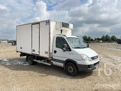 IVECO DAILY 70C17 4x2 - Kravas automašīna refrižerators: foto 4 IVECO DAILY 70C17 4x2 - Kravas automašīna refrižerators: foto 4