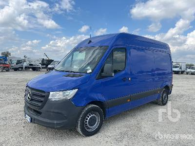 MERCEDES-BENZ SPRINTER 311 CDI LONG - Kravas automašīna ar slēgto virsbūvi: foto 2 MERCEDES-BENZ SPRINTER 311 CDI LONG - Kravas automašīna ar slēgto virsbūvi: foto 2