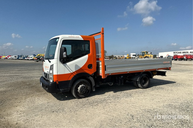 Nissan Cabstar NT400 Autocarro cassone fisso - Bortu kravas automašīna/ Platforma: foto 1 Nissan Cabstar NT400 Autocarro cassone fisso - Bortu kravas automašīna/ Platforma: foto 1