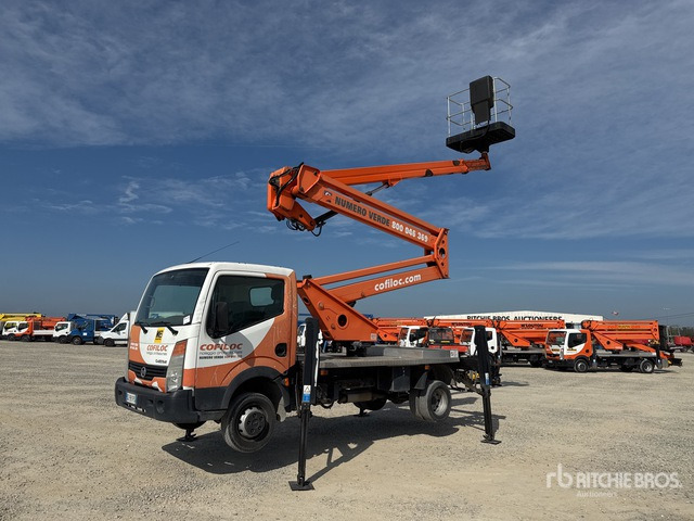 Nissan Cabstar Piattaforma autocarrata - Autopacēlājs: foto 1 Nissan Cabstar Piattaforma autocarrata - Autopacēlājs: foto 1