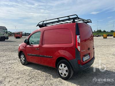 RENAULT KANGOO EXPRESS - Kravas automašīna ar slēgto virsbūvi: foto 2 RENAULT KANGOO EXPRESS - Kravas automašīna ar slēgto virsbūvi: foto 2