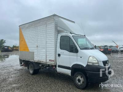 RENAULT MASCOTT 130 DXI - Kravas automašīna ar slēgto virsbūvi: foto 5 RENAULT MASCOTT 130 DXI - Kravas automašīna ar slēgto virsbūvi: foto 5