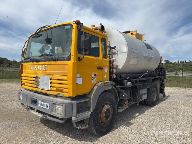 1995 Renault 1995 Acmar on 4x2 Crew Cab Repa ... Asphalt Distributor Truck - Gudronators: foto 1 1995 Renault 1995 Acmar on 4x2 Crew Cab Repa ... Asphalt Distributor Truck - Gudronators: foto 1