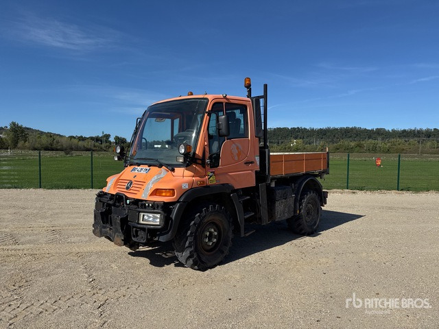 2000 Mercedes-Benz Unimog 405 U300 Camion Benne S/A Dump Truck - Kravas automašīna pašizgāzējs: foto 3 2000 Mercedes-Benz Unimog 405 U300 Camion Benne S/A Dump Truck - Kravas automašīna pašizgāzējs: foto 3