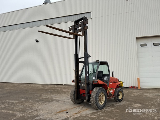 2001 Manitou MC30 3000 kg 4x2 Chariot Elevateur T ... Rough Terrain Forklift - Bezceļu autokrāvējs: foto 2 2001 Manitou MC30 3000 kg 4x2 Chariot Elevateur T ... Rough Terrain Forklift - Bezceļu autokrāvējs: foto 2