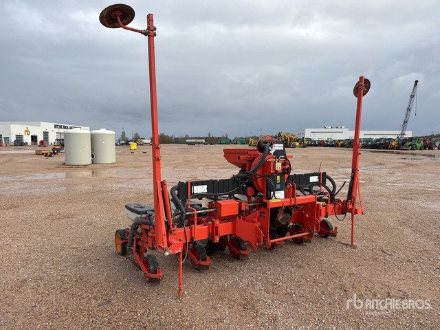 2002 Kuhn Planter 2 6 Row Semoir Monograine Planter - Sējmašīna: foto 1 2002 Kuhn Planter 2 6 Row Semoir Monograine Planter - Sējmašīna: foto 1