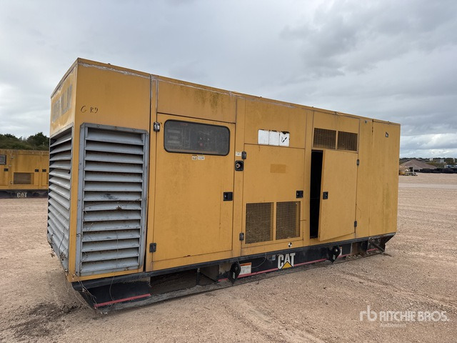 2004 Cat 800F 725 kVA Containerized Stand-By ... Generator Set - Elektroģenerators: foto 2 2004 Cat 800F 725 kVA Containerized Stand-By ... Generator Set - Elektroģenerators: foto 2