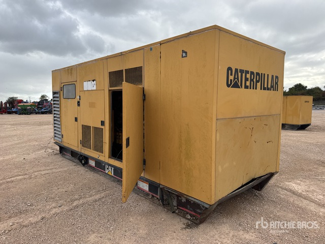 2004 Cat 800F 725 kVA Containerized Stand-By ... Generator Set - Elektroģenerators: foto 3 2004 Cat 800F 725 kVA Containerized Stand-By ... Generator Set - Elektroģenerators: foto 3