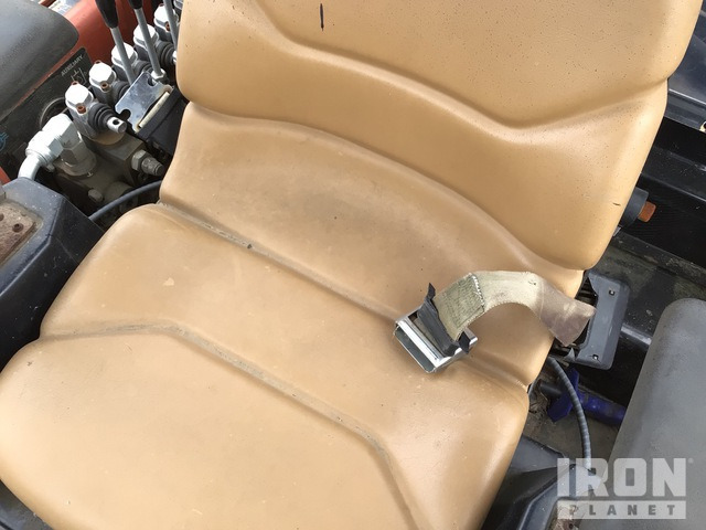 2005 Ditch Witch RT115H 4x4 Trencher - Tranšeju racējs: foto 5 2005 Ditch Witch RT115H 4x4 Trencher - Tranšeju racējs: foto 5