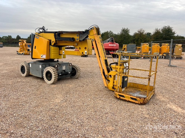 2006 Haulotte HA12IP 2WD Electric Nacelle Articulee Articulating Boom Lift - Izlices pacēlājs: foto 4 2006 Haulotte HA12IP 2WD Electric Nacelle Articulee Articulating Boom Lift - Izlices pacēlājs: foto 4