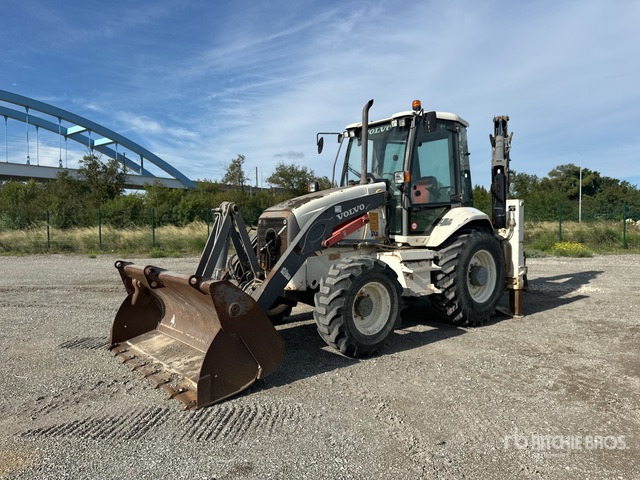 2006 Volvo BL71 4x4 Chargeuse Pelleteuse 4x4 Backhoe Loader - Ekskavators-iekrāvējs: foto 1 2006 Volvo BL71 4x4 Chargeuse Pelleteuse 4x4 Backhoe Loader - Ekskavators-iekrāvējs: foto 1