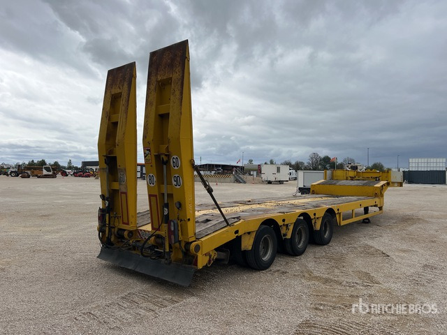 2007 Faymonville TL3GE Tri/A Semi-Remorque Porte-Engin ... Lowboy Trailer - Puspiekabe zema profila platforma: foto 3 2007 Faymonville TL3GE Tri/A Semi-Remorque Porte-Engin ... Lowboy Trailer - Puspiekabe zema profila platforma: foto 3