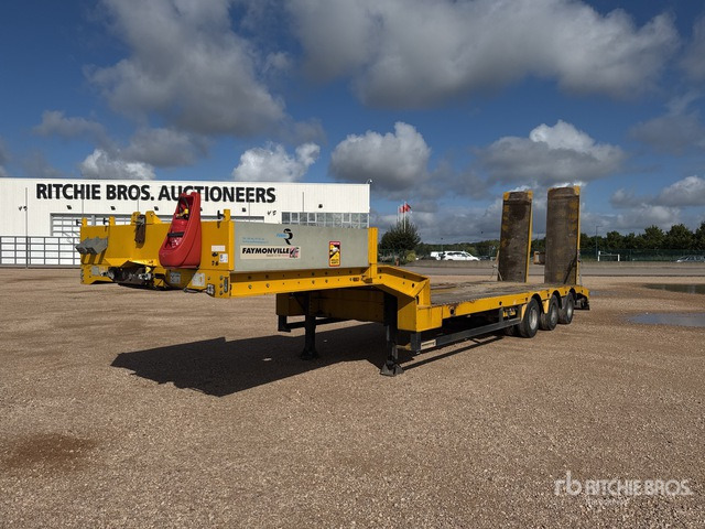 2007 Faymonville TL3GE Tri/A Semi-Remorque Porte-Engin ... Lowboy Trailer - Puspiekabe zema profila platforma: foto 2 2007 Faymonville TL3GE Tri/A Semi-Remorque Porte-Engin ... Lowboy Trailer - Puspiekabe zema profila platforma: foto 2