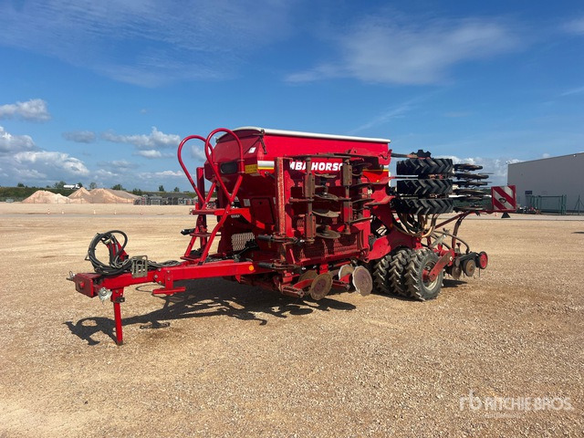 2007 Horsch Pronto 4 DC 4 m Semi-Mount Combination Air Seed Drill - Pļaujmašīna-smalcinātājs/ Mulčētājs: foto 2 2007 Horsch Pronto 4 DC 4 m Semi-Mount Combination Air Seed Drill - Pļaujmašīna-smalcinātājs/ Mulčētājs: foto 2