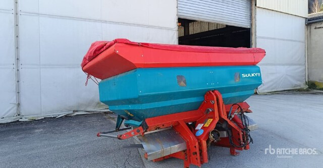2008 Sulky X36 36 m 3-Point 3600 L Fertilizer Spreader - Pļaujmašīna-smalcinātājs/ Mulčētājs: foto 2 2008 Sulky X36 36 m 3-Point 3600 L Fertilizer Spreader - Pļaujmašīna-smalcinātājs/ Mulčētājs: foto 2