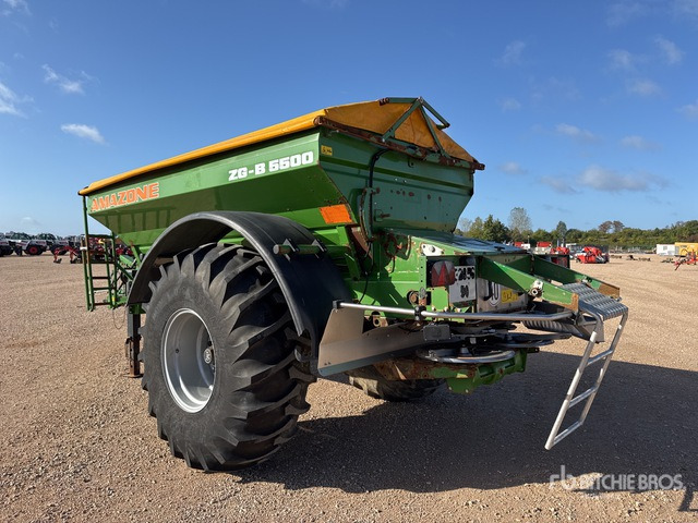 2009 Amazone ZG-B5500 36 m Semi-Mount S/A 5500 L Epan ... Fertilizer Spreader - Minerālmēslu izkliedētājs: foto 3 2009 Amazone ZG-B5500 36 m Semi-Mount S/A 5500 L Epan ... Fertilizer Spreader - Minerālmēslu izkliedētājs: foto 3