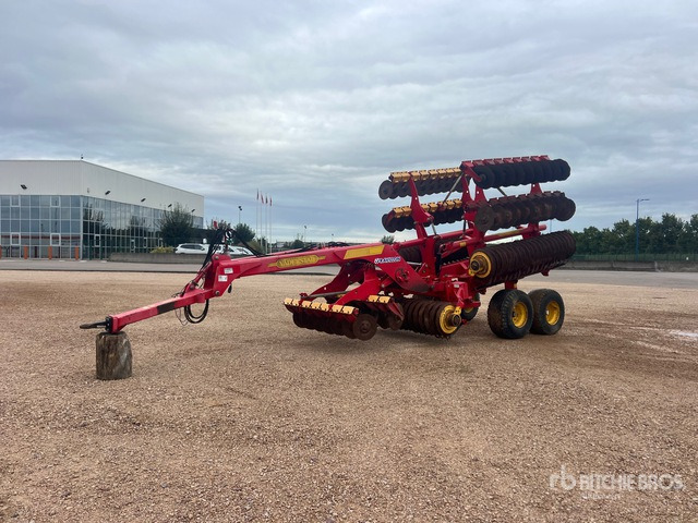 2009 Vaderstad Carrier 650 6.5 m Semi-Mount Dechaumeur A D ... Disc Harrow - Disku ecēša: foto 2 2009 Vaderstad Carrier 650 6.5 m Semi-Mount Dechaumeur A D ... Disc Harrow - Disku ecēša: foto 2