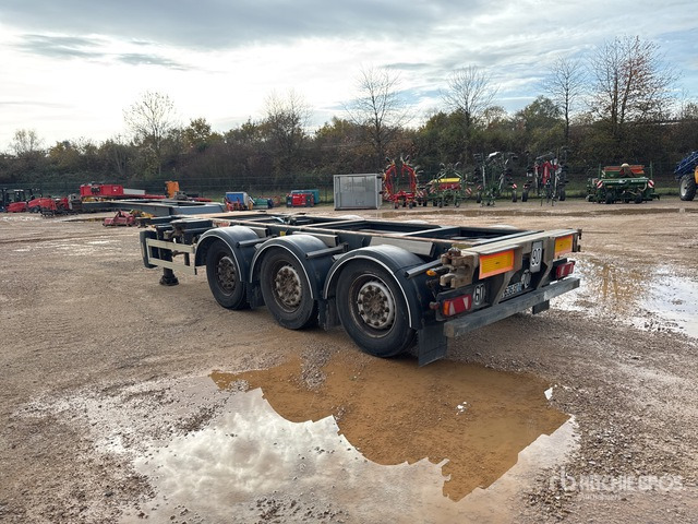 2010 Fruehauf T38NOTM2TEA Tri/A Semi-Remorque Porte-Conte ... Container Trailer - Piekabe noņemamā virsbūve/ Konteineru vedējs: foto 2 2010 Fruehauf T38NOTM2TEA Tri/A Semi-Remorque Porte-Conte ... Container Trailer - Piekabe noņemamā virsbūve/ Konteineru vedējs: foto 2