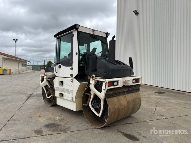 2011 Bomag BW154AP-AM Compacteur Vibrant Tandem Double Drum Roller - Ceļu veltnis: foto 4 2011 Bomag BW154AP-AM Compacteur Vibrant Tandem Double Drum Roller - Ceļu veltnis: foto 4