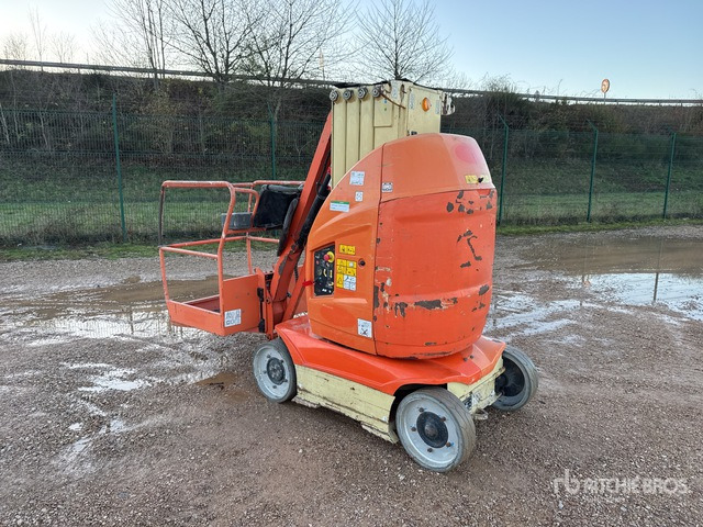 2011 JLG Toucan 10E Nacelle A Mat Droit Vertical Mast Lift - Torņa pacēlājs: foto 3 2011 JLG Toucan 10E Nacelle A Mat Droit Vertical Mast Lift - Torņa pacēlājs: foto 3