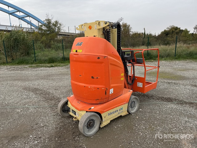 2011 JLG Toucan 10e Nacelle A Mat Droit Vertical Mast Lift - Torņa pacēlājs: foto 1 2011 JLG Toucan 10e Nacelle A Mat Droit Vertical Mast Lift - Torņa pacēlājs: foto 1