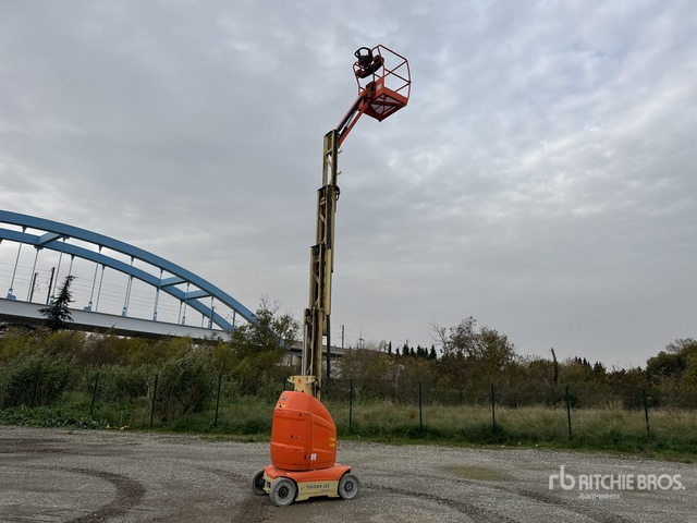 2011 JLG Toucan 10e Nacelle A Mat Droit Vertical Mast Lift - Torņa pacēlājs: foto 2 2011 JLG Toucan 10e Nacelle A Mat Droit Vertical Mast Lift - Torņa pacēlājs: foto 2