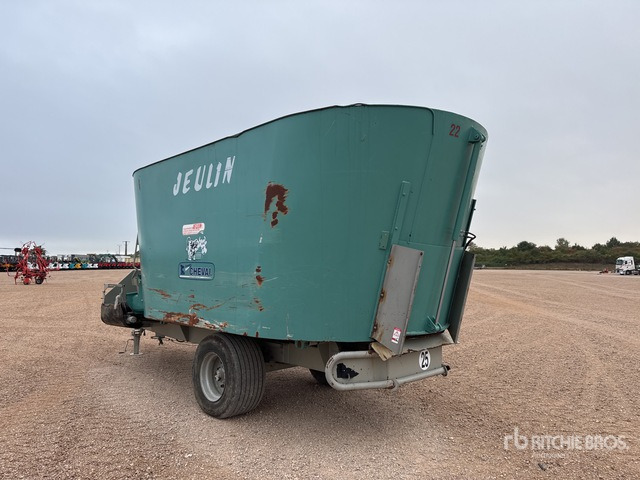 2011 Jeulin Power 22 Melangeuse Distributrice Livestock Feeder - Lopbarības mikseris: foto 3 2011 Jeulin Power 22 Melangeuse Distributrice Livestock Feeder - Lopbarības mikseris: foto 3