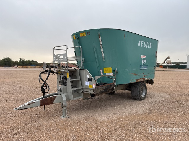 2011 Jeulin Power 22 Melangeuse Distributrice Livestock Feeder - Lopbarības mikseris: foto 2 2011 Jeulin Power 22 Melangeuse Distributrice Livestock Feeder - Lopbarības mikseris: foto 2