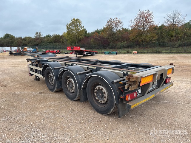 2012 Fruehauf Tri/A Semi-Remorque Porte-Conte ... Container Trailer - Piekabe noņemamā virsbūve/ Konteineru vedējs: foto 2 2012 Fruehauf Tri/A Semi-Remorque Porte-Conte ... Container Trailer - Piekabe noņemamā virsbūve/ Konteineru vedējs: foto 2
