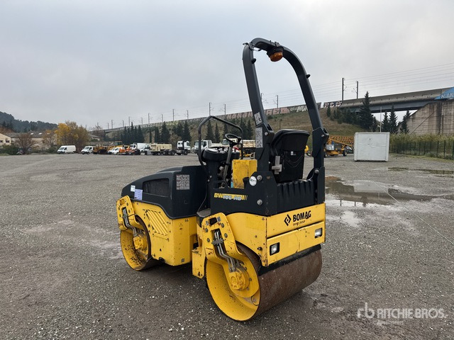 2014 Bomag BW100AD-4 Compacteur Vibrant Tandem Double Drum Roller - Ceļu veltnis: foto 2 2014 Bomag BW100AD-4 Compacteur Vibrant Tandem Double Drum Roller - Ceļu veltnis: foto 2