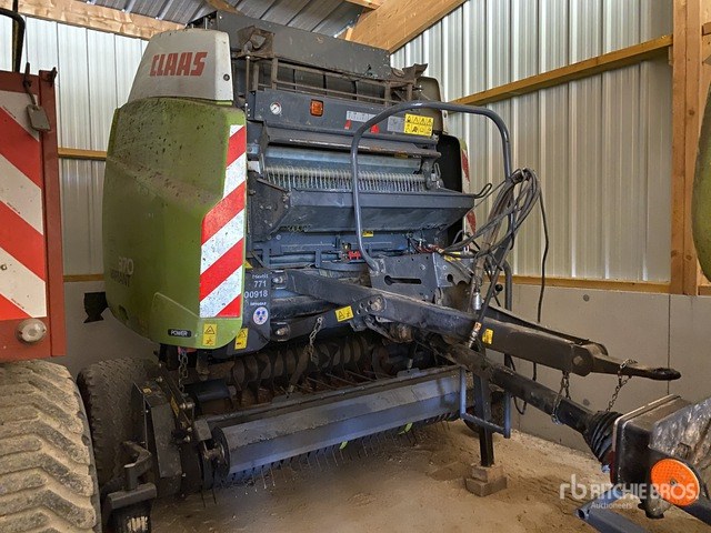 2014 Claas Variant 370 Presse A Balles Rondes 1 Essieu Round Baler - Rituļu prese: foto 1 2014 Claas Variant 370 Presse A Balles Rondes 1 Essieu Round Baler - Rituļu prese: foto 1